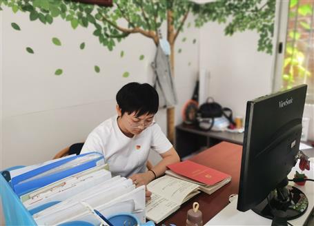 【“兩優(yōu)一先”牢記使命作表率】陳佳佳：踏實(shí)肯干 默默奉獻(xiàn)