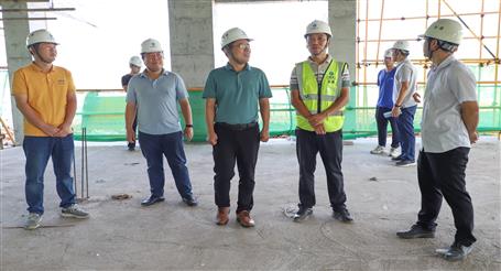 【“兩個(gè)年”雙提升】廖立波到冶建桂華分公司明德中學(xué)項(xiàng)目調(diào)研指導(dǎo)工作